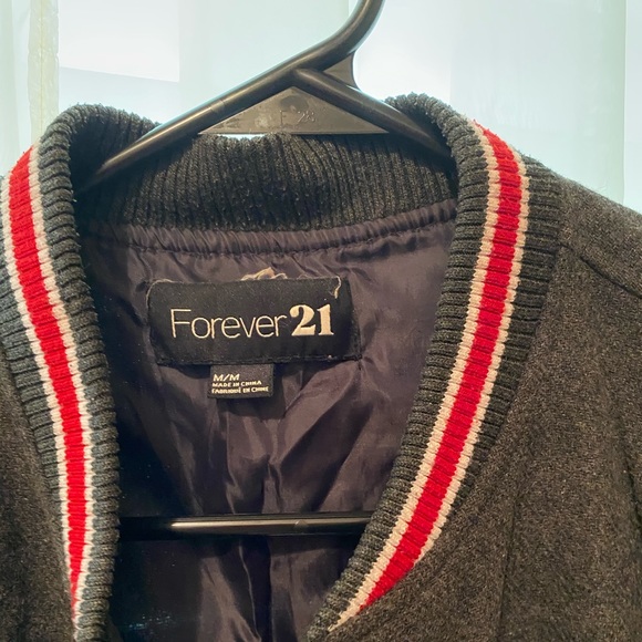 Forever 21 jacket 💎 - Picture 4 of 5